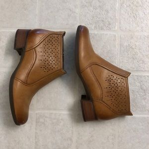 Dansko light brown leather booties